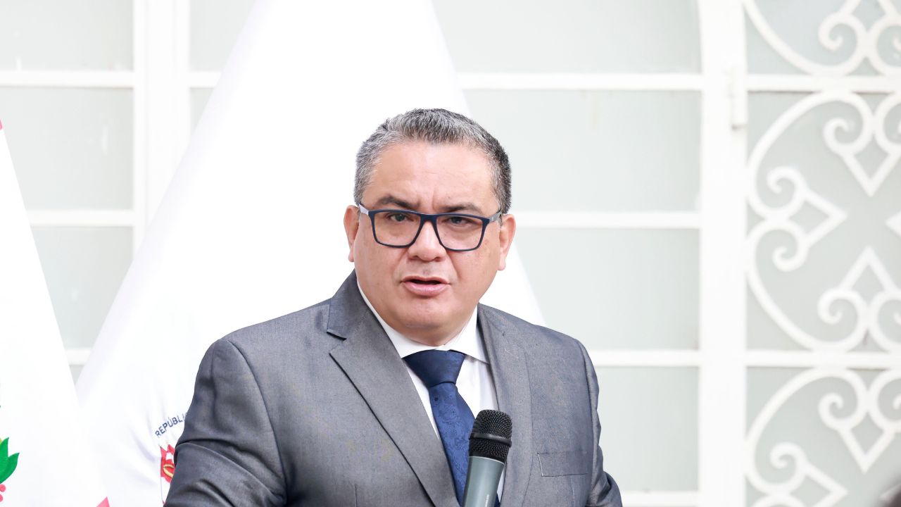 Juan José Santiváñez